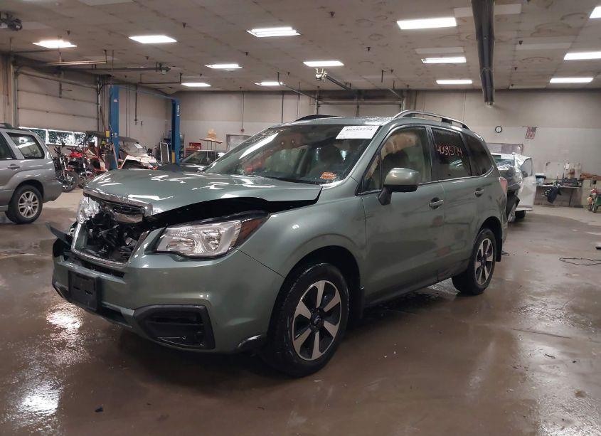 Photo 2 of 2018 Subaru Forester 2.5I PREMIUM (VIN JF2SJAEC0JH410042)
