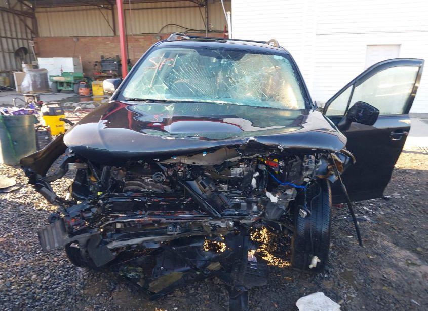 Photo 13 of 2018 Subaru Forester 2.5I PREMIUM (VIN JF2SJAEC0JH431764)