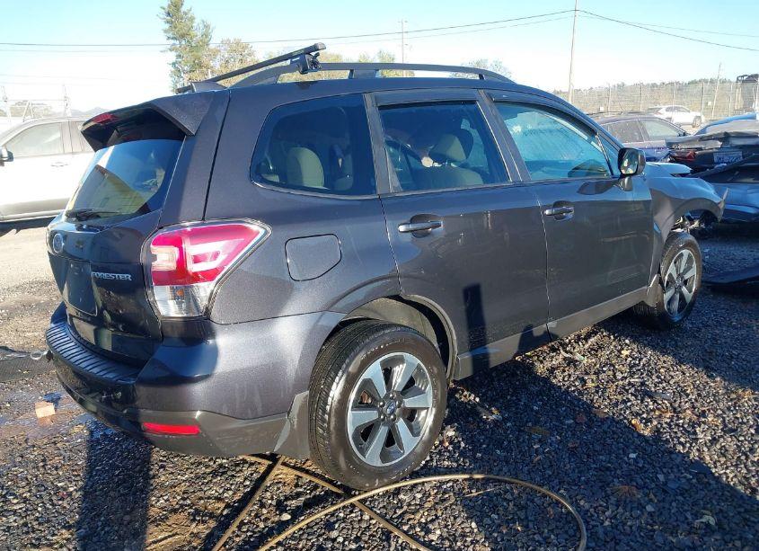 Photo 4 of 2018 Subaru Forester 2.5I PREMIUM (VIN JF2SJAEC0JH431764)
