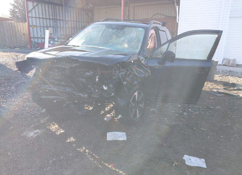 Photo 6 of 2018 Subaru Forester 2.5I PREMIUM (VIN JF2SJAEC0JH431764)