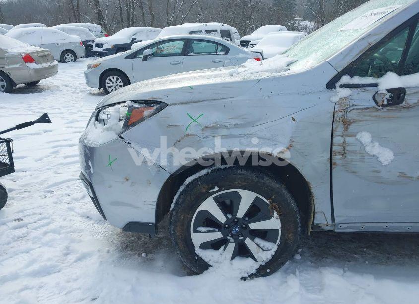 Photo 12 of 2018 Subaru Forester 2.5I PREMIUM (VIN JF2SJAEC0JH537583)