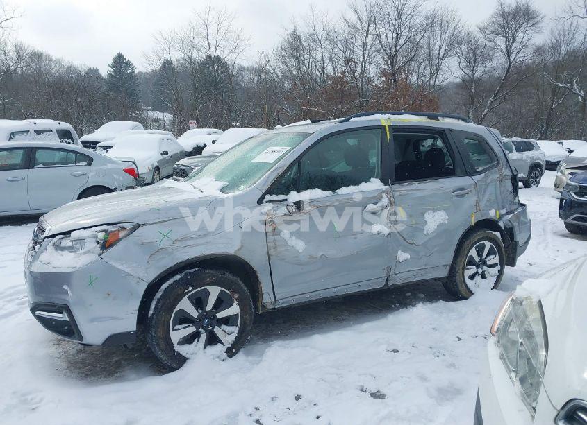 Photo 15 of 2018 Subaru Forester 2.5I PREMIUM (VIN JF2SJAEC0JH537583)