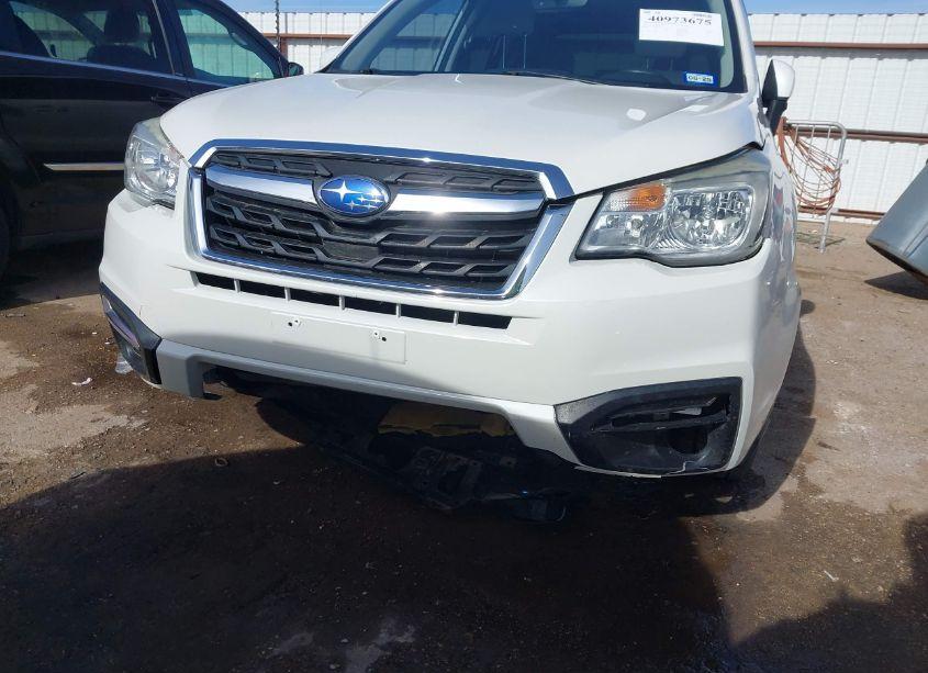 Photo 6 of 2017 Subaru Forester 2.5I PREMIUM (VIN JF2SJAEC1HH410464)