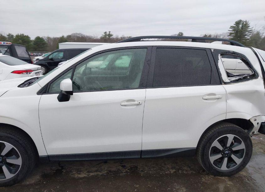 Photo 15 of 2017 Subaru Forester 2.5I PREMIUM (VIN JF2SJAEC1HH554922)