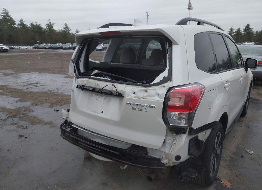 Photo 18 of 2017 Subaru Forester 2.5I PREMIUM (VIN JF2SJAEC1HH554922)