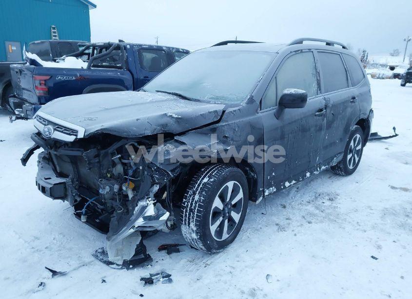 Photo 2 of 2017 Subaru Forester 2.5I PREMIUM (VIN JF2SJAEC1HH557660)