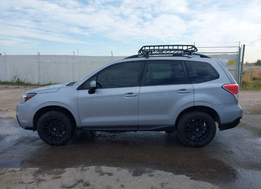 Photo 14 of 2017 Subaru Forester 2.5I PREMIUM (VIN JF2SJAEC1HH570473)