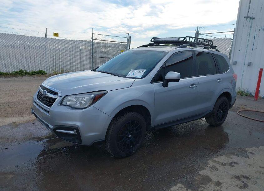 Photo 2 of 2017 Subaru Forester 2.5I PREMIUM (VIN JF2SJAEC1HH570473)