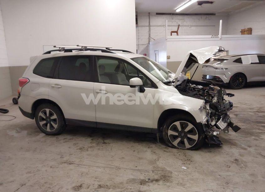 Photo 14 of 2017 Subaru Forester 2.5I PREMIUM (VIN JF2SJAEC1HH592148)