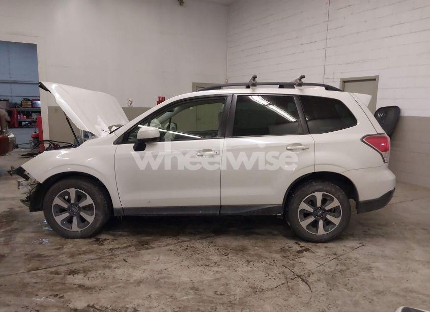Photo 15 of 2017 Subaru Forester 2.5I PREMIUM (VIN JF2SJAEC1HH592148)