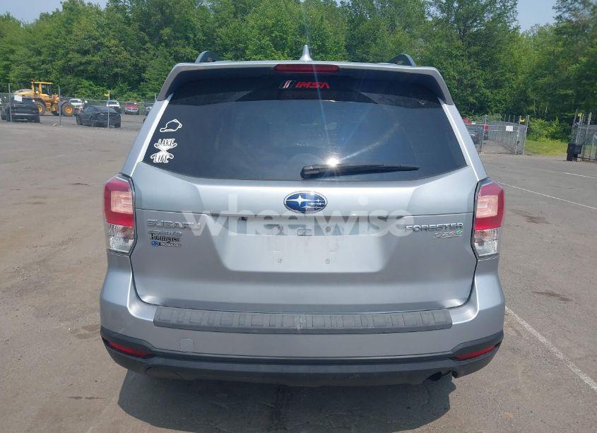 Photo 16 of 2018 Subaru Forester 2.5I PREMIUM (VIN JF2SJAEC1JG411092)