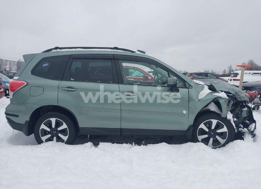 Photo 14 of 2018 Subaru Forester 2.5I PREMIUM (VIN JF2SJAEC1JG539686)