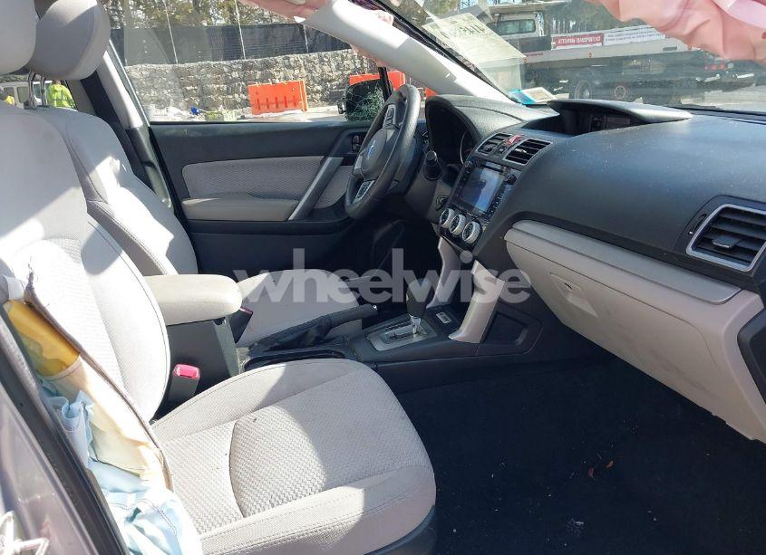 Photo 5 of 2018 Subaru Forester 2.5I PREMIUM (VIN JF2SJAEC1JH419431)