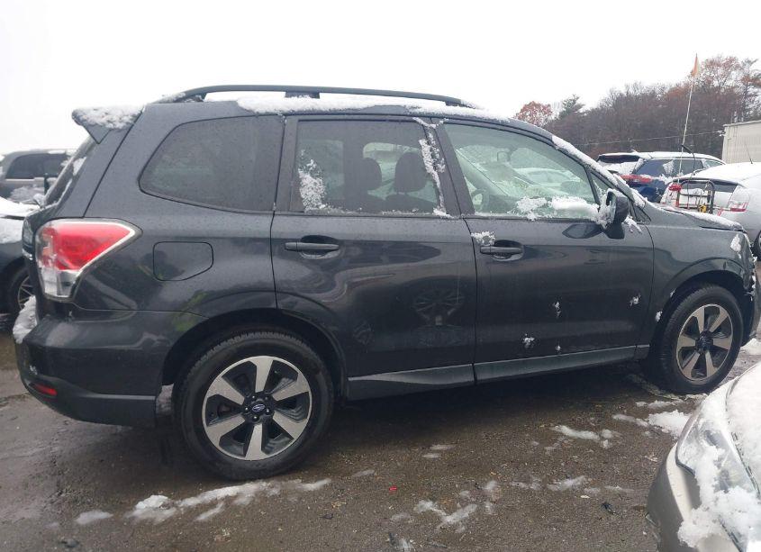 Photo 13 of 2018 Subaru Forester 2.5I PREMIUM (VIN JF2SJAEC1JH482402)