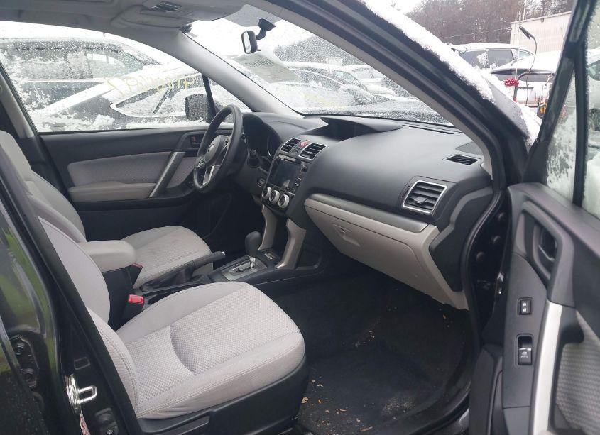 Photo 5 of 2018 Subaru Forester 2.5I PREMIUM (VIN JF2SJAEC1JH482402)