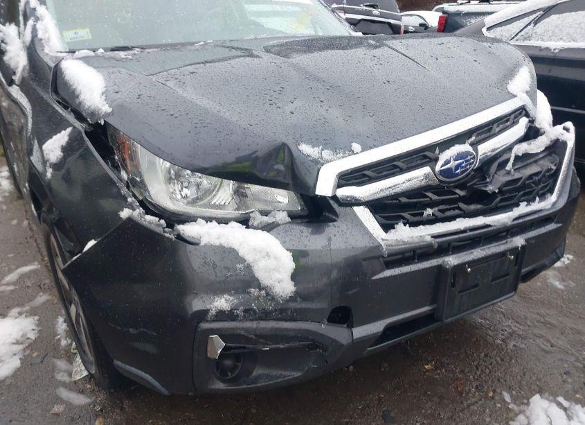 Photo 6 of 2018 Subaru Forester 2.5I PREMIUM (VIN JF2SJAEC1JH482402)