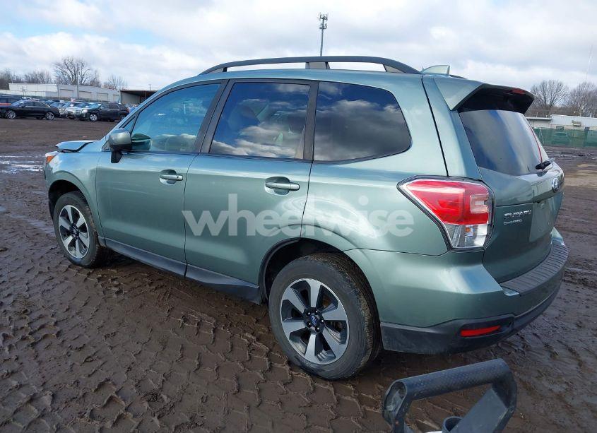 Photo 3 of 2018 Subaru Forester 2.5I PREMIUM (VIN JF2SJAEC1JH519318)