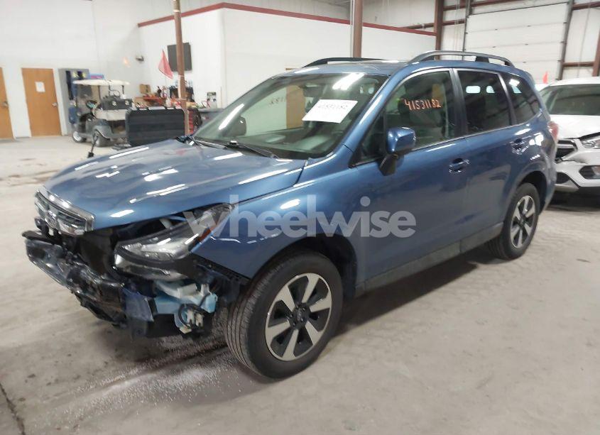 Photo 2 of 2017 Subaru Forester 2.5I PREMIUM (VIN JF2SJAEC2HH517474)