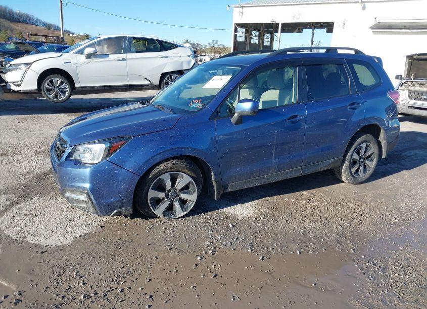 Photo 2 of 2017 Subaru Forester 2.5I PREMIUM (VIN JF2SJAEC2HH568439)