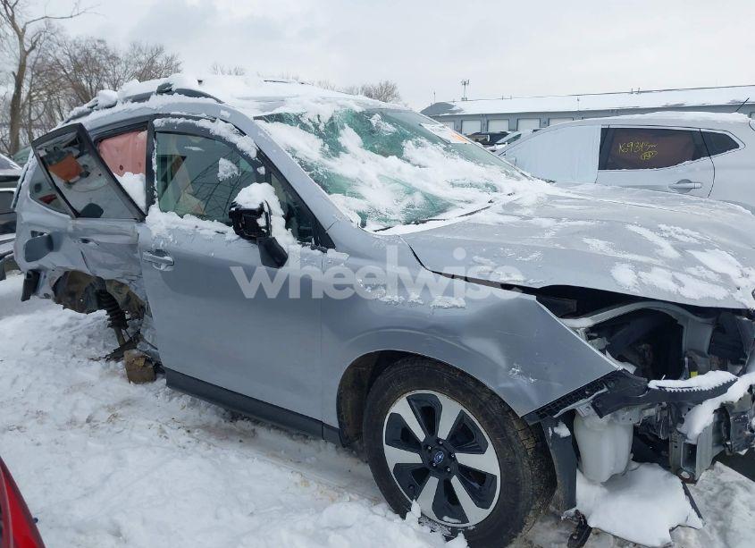 Photo 14 of 2017 Subaru Forester 2.5I PREMIUM (VIN JF2SJAEC2HH583183)