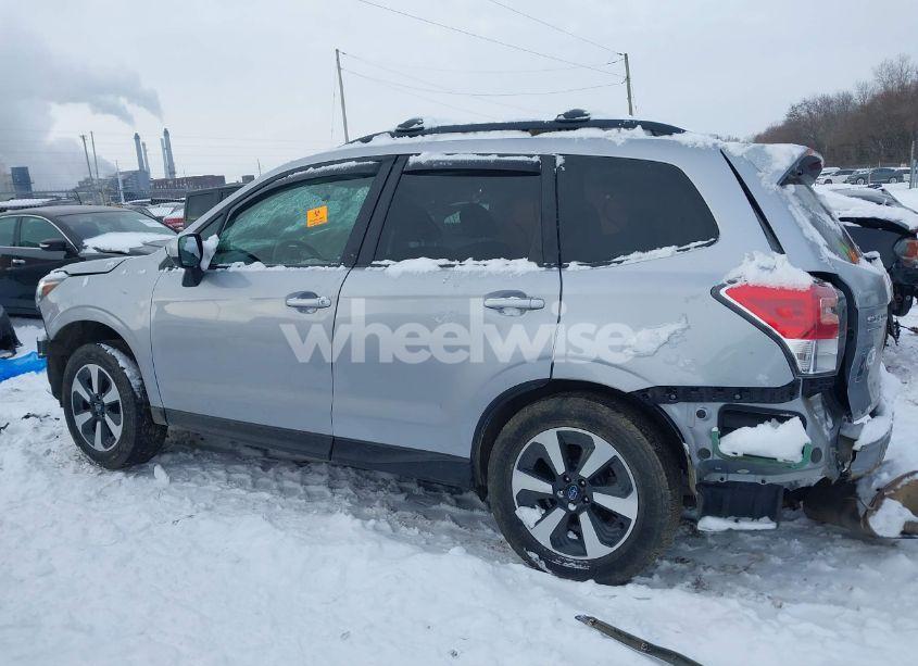 Photo 15 of 2017 Subaru Forester 2.5I PREMIUM (VIN JF2SJAEC2HH583183)