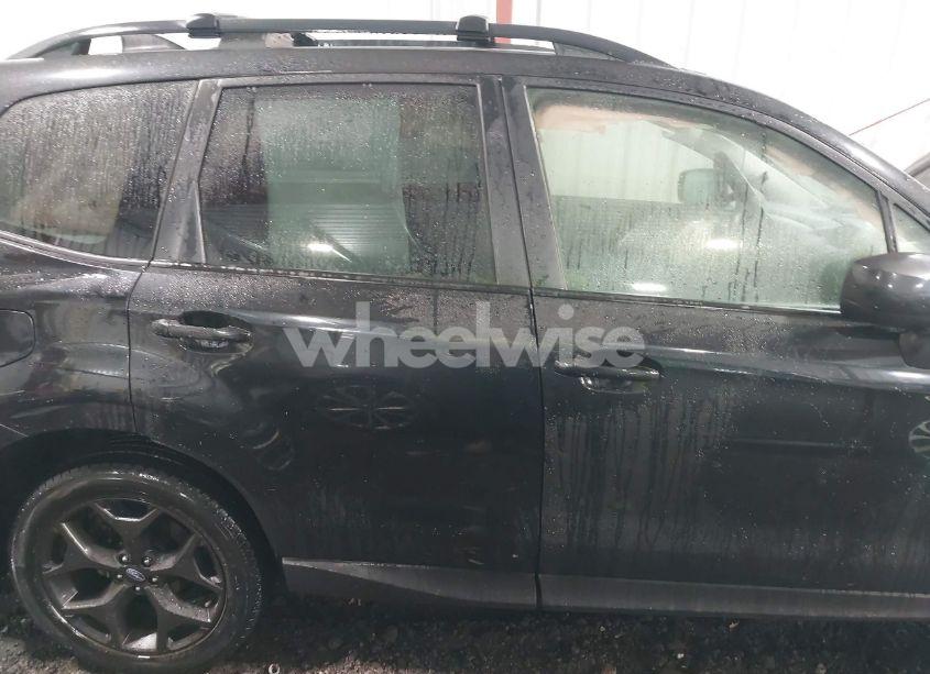 Photo 12 of 2018 Subaru Forester 2.5I PREMIUM (VIN JF2SJAEC2JH455368)