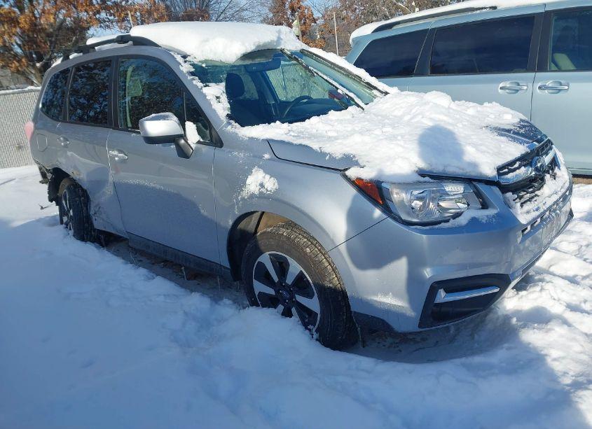 2018 Subaru Forester 2.5I PREMIUM (VIN JF2SJAEC2JH596781) main photo