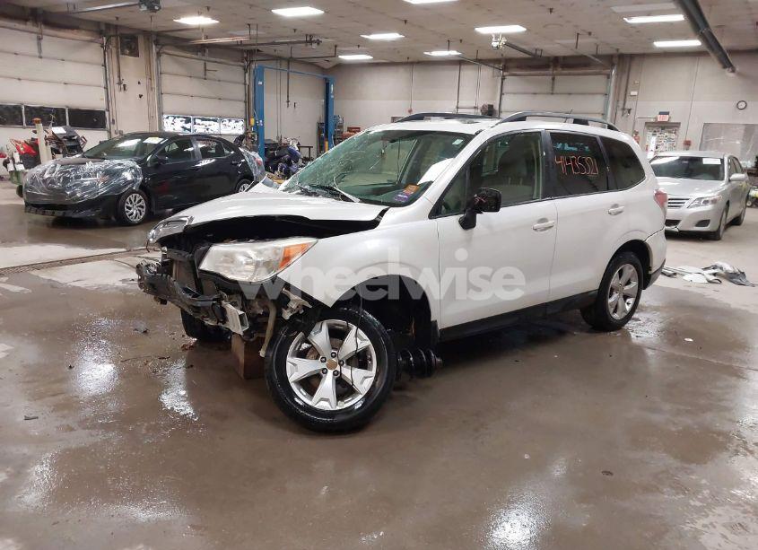 Photo 2 of 2014 Subaru Forester 2.5I PREMIUM (VIN JF2SJAEC3EH532609)