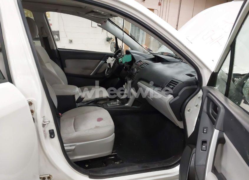 Photo 5 of 2014 Subaru Forester 2.5I PREMIUM (VIN JF2SJAEC3EH532609)