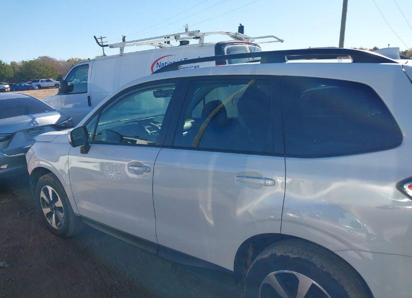 Photo 15 of 2018 Subaru Forester 2.5I PREMIUM (VIN JF2SJAEC3JH423125)