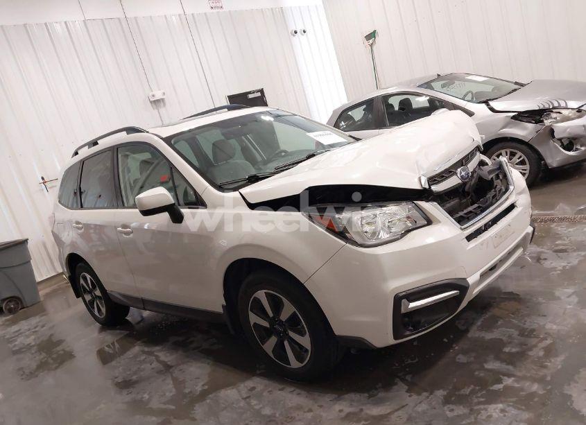 Photo 13 of 2018 Subaru Forester 2.5I PREMIUM (VIN JF2SJAEC3JH545872)