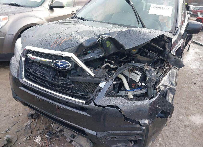 Photo 6 of 2018 Subaru Forester 2.5I PREMIUM (VIN JF2SJAEC3JH571257)