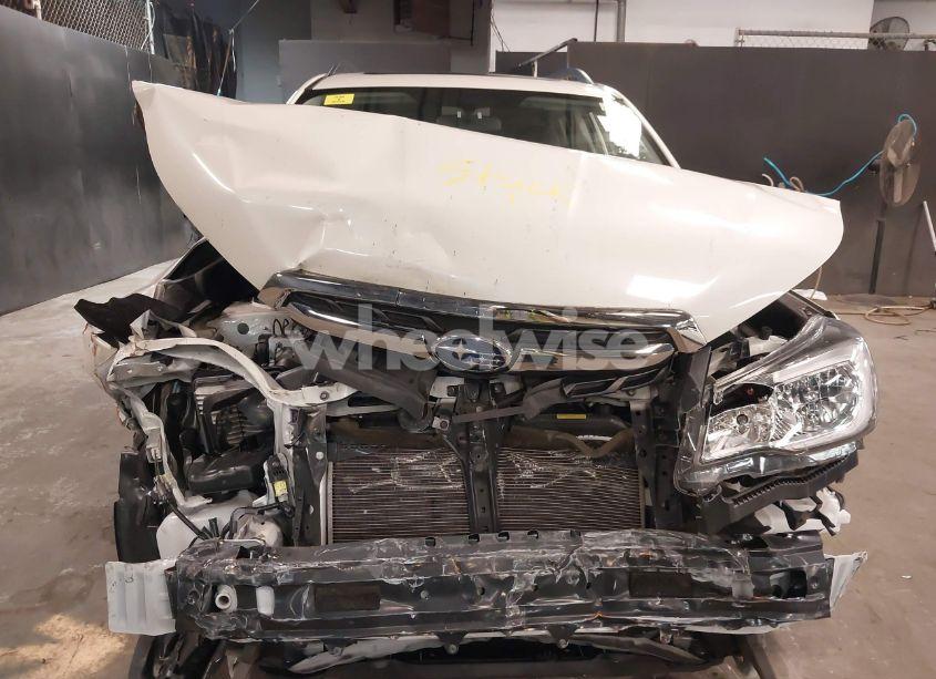 Photo 6 of 2018 Subaru Forester 2.5I PREMIUM (VIN JF2SJAEC3JH601230)