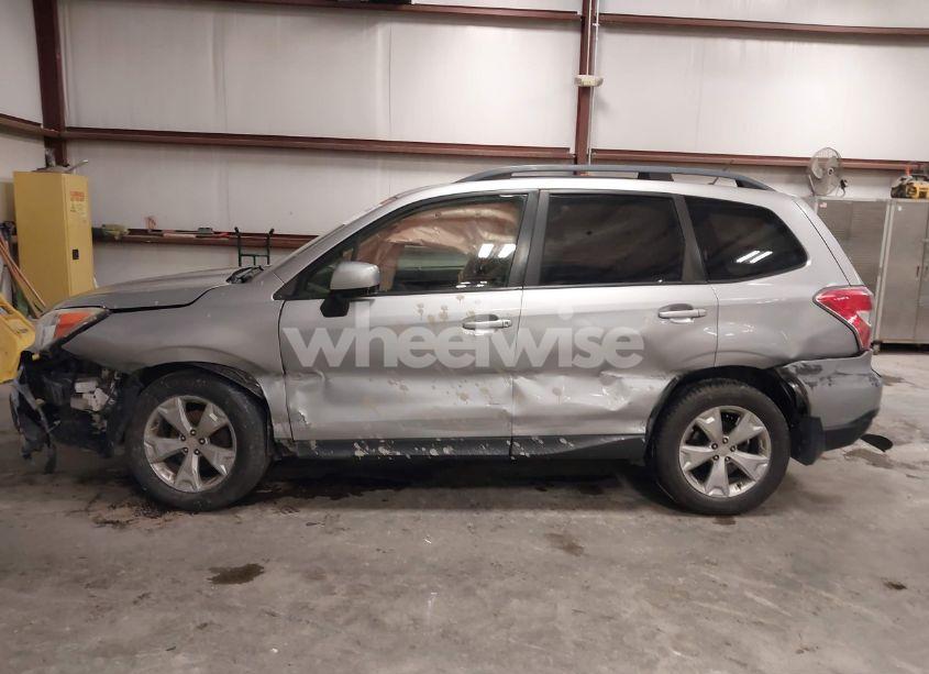 Photo 6 of 2014 Subaru Forester 2.5I PREMIUM (VIN JF2SJAEC4EH426170)