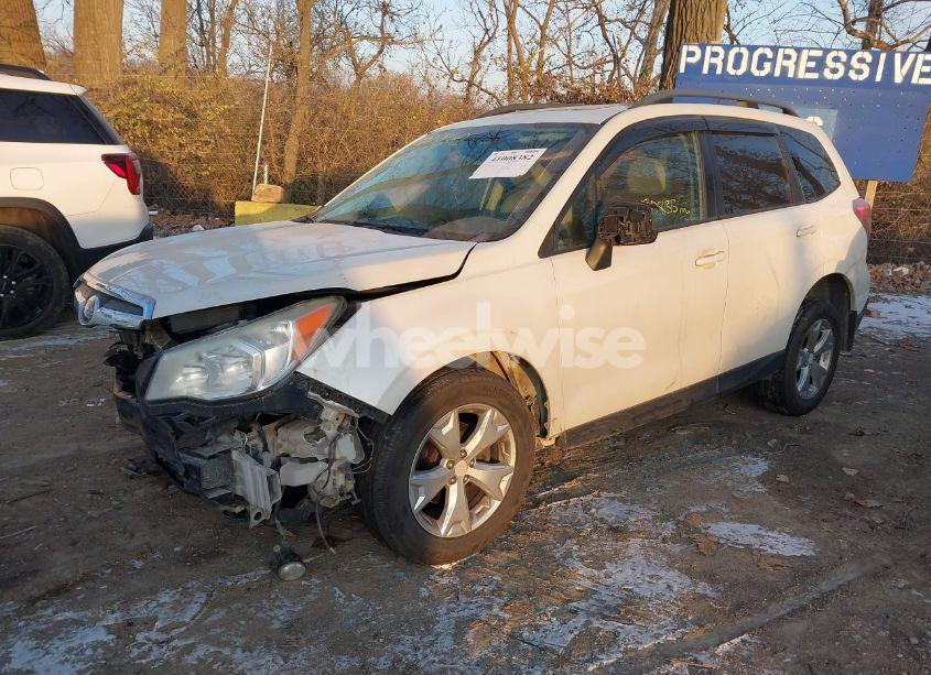 Photo 2 of 2014 Subaru Forester 2.5I PREMIUM (VIN JF2SJAEC4EH453353)