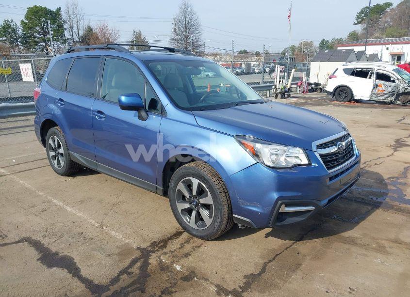 2017 Subaru Forester 2.5I PREMIUM (VIN JF2SJAEC4HH417442) main photo