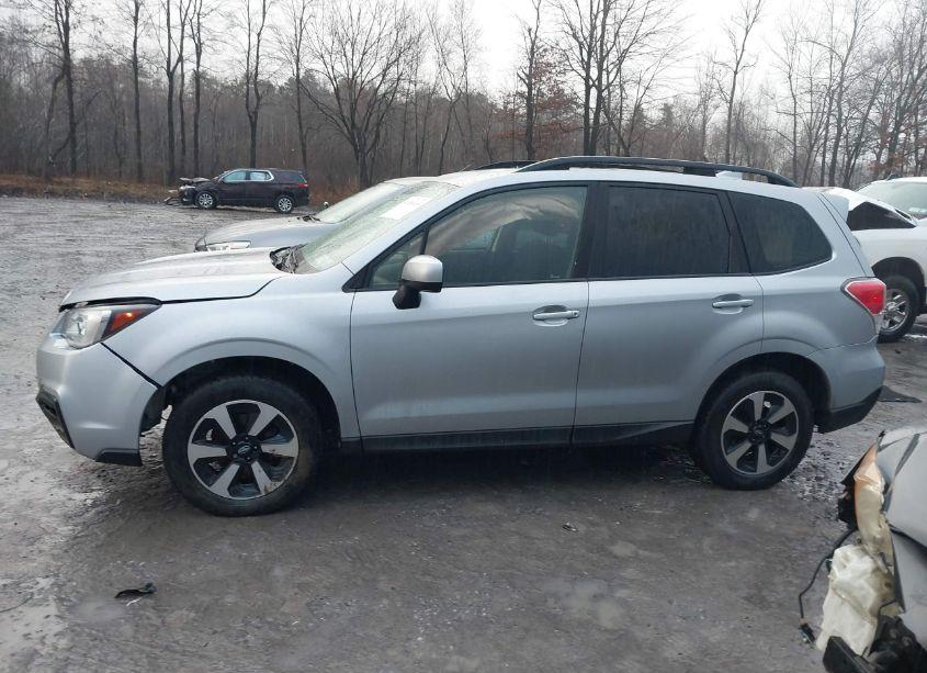 Photo 14 of 2017 Subaru Forester 2.5I PREMIUM (VIN JF2SJAEC4HH453969)