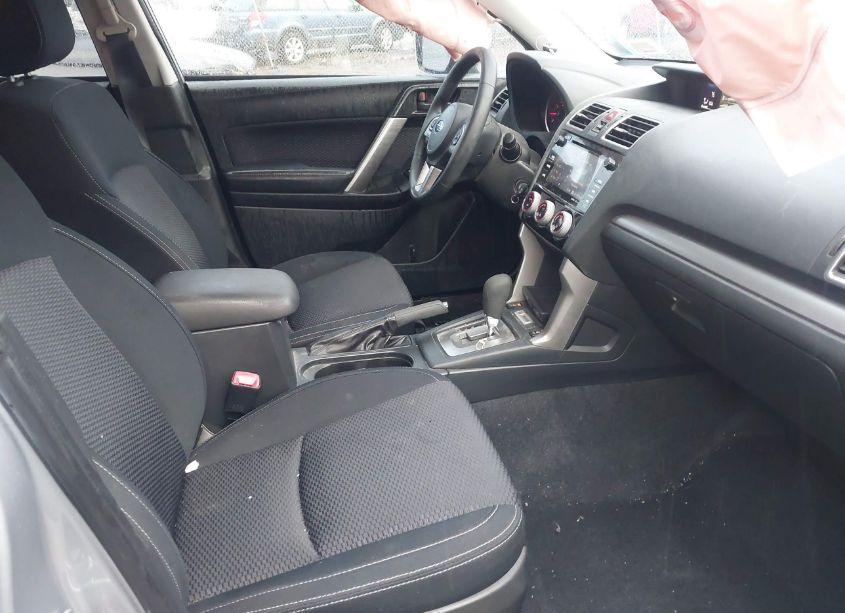 Photo 5 of 2017 Subaru Forester 2.5I PREMIUM (VIN JF2SJAEC4HH453969)