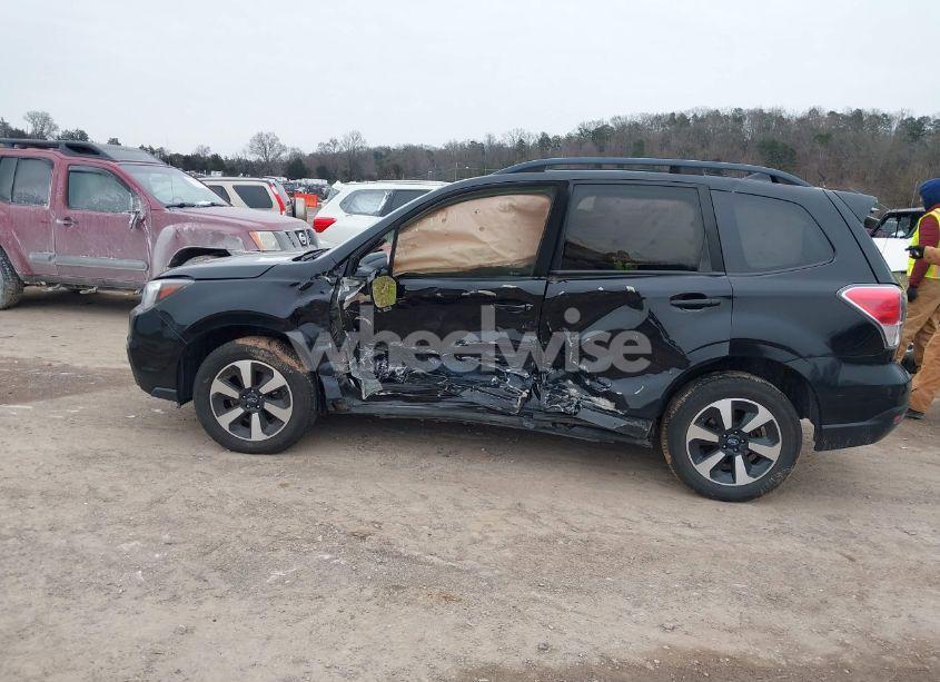Photo 14 of 2017 Subaru Forester 2.5I PREMIUM (VIN JF2SJAEC4HH474871)