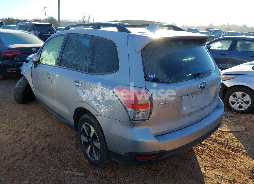 Photo 3 of 2018 Subaru Forester 2.5I PREMIUM (VIN JF2SJAEC4JH423344)