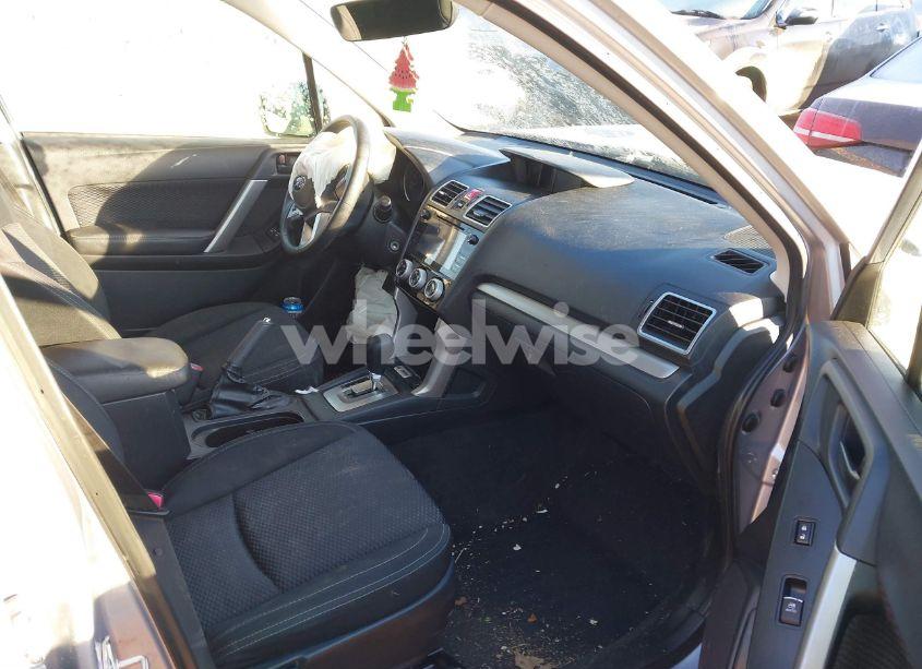 Photo 5 of 2018 Subaru Forester 2.5I PREMIUM (VIN JF2SJAEC4JH423344)