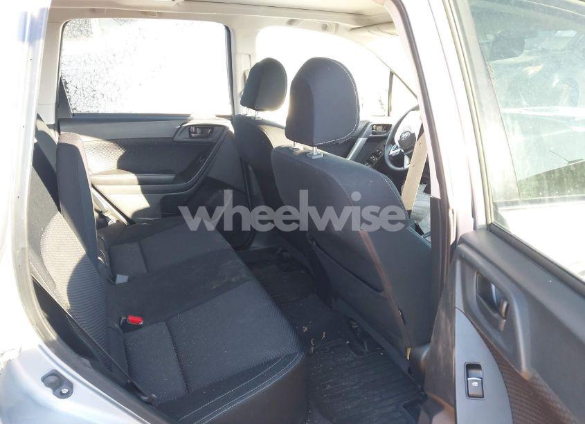 Photo 8 of 2018 Subaru Forester 2.5I PREMIUM (VIN JF2SJAEC4JH423344)