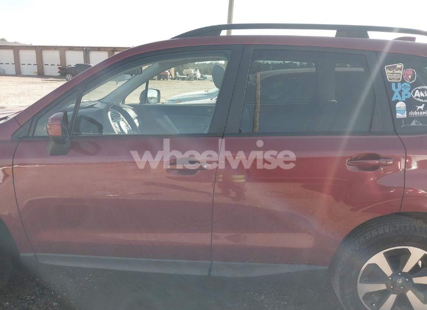 Photo 15 of 2018 Subaru Forester 2.5I PREMIUM (VIN JF2SJAEC4JH539983)