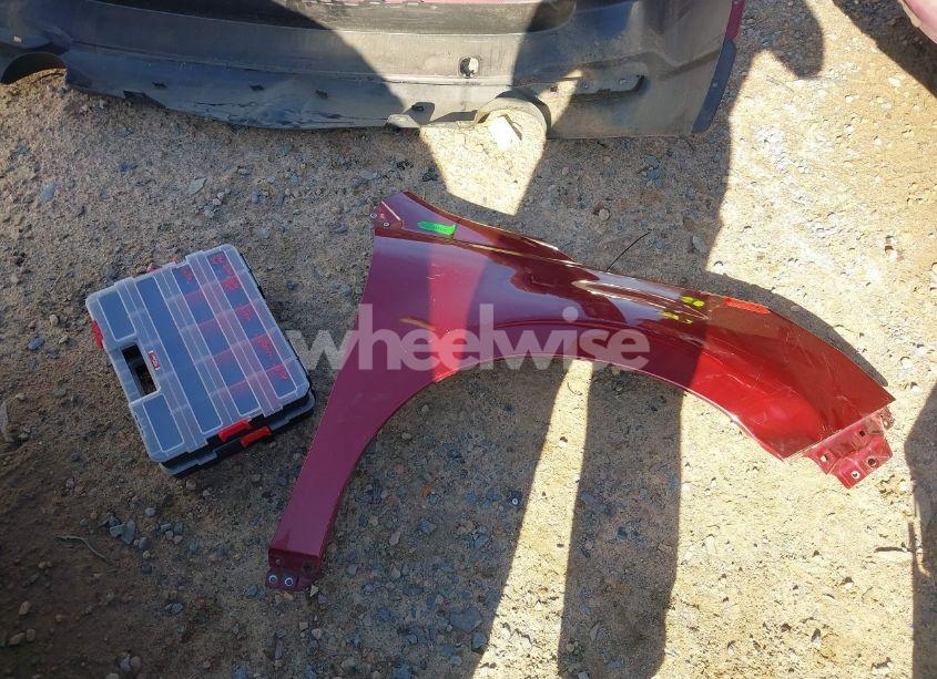 Photo 19 of 2018 Subaru Forester 2.5I PREMIUM (VIN JF2SJAEC4JH539983)