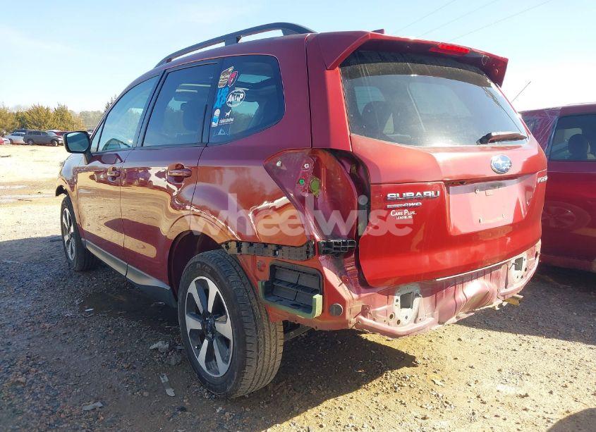 Photo 3 of 2018 Subaru Forester 2.5I PREMIUM (VIN JF2SJAEC4JH539983)