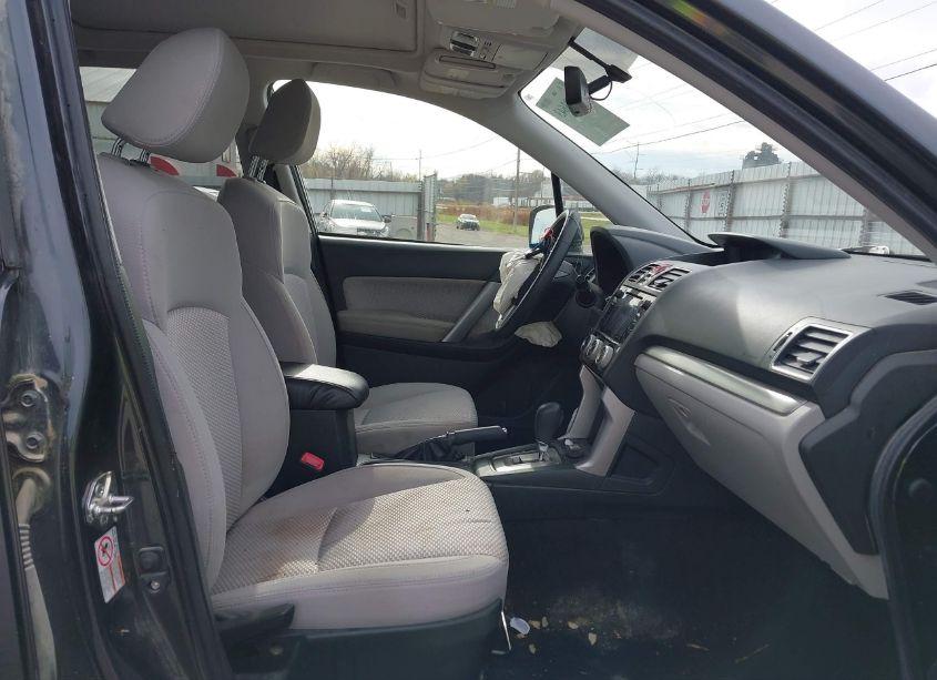 Photo 5 of 2018 Subaru Forester 2.5I PREMIUM (VIN JF2SJAEC4JH571090)