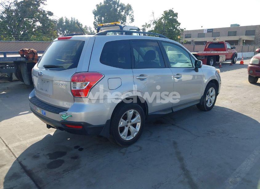 Photo 4 of 2014 Subaru Forester 2.5I PREMIUM (VIN JF2SJAEC5EH551632)