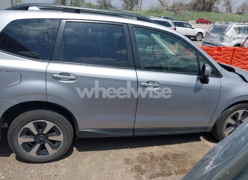 Photo 13 of 2017 Subaru Forester 2.5I PREMIUM (VIN JF2SJAEC5HH407034)