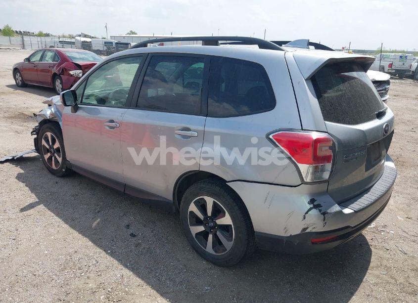 Photo 3 of 2017 Subaru Forester 2.5I PREMIUM (VIN JF2SJAEC5HH407034)