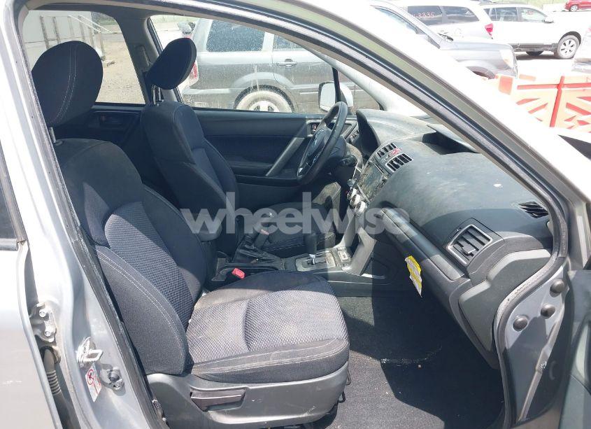 Photo 5 of 2017 Subaru Forester 2.5I PREMIUM (VIN JF2SJAEC5HH407034)